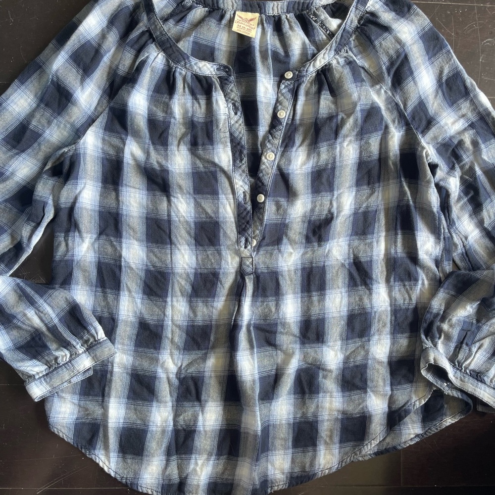 Faded Glory Navy and White Plaid Shirt